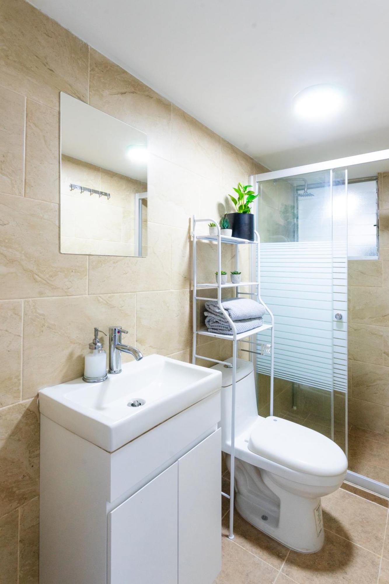 Private #2 In A 4 Bedroom In Roma Norte, Gasthof